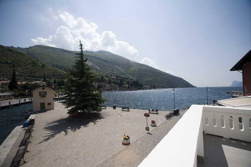 Geier Hotel Torbole Sul Garda Exterior photo